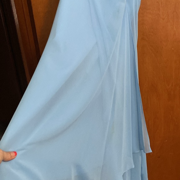 Beautiful blue evening gown - Picture 2 of 5